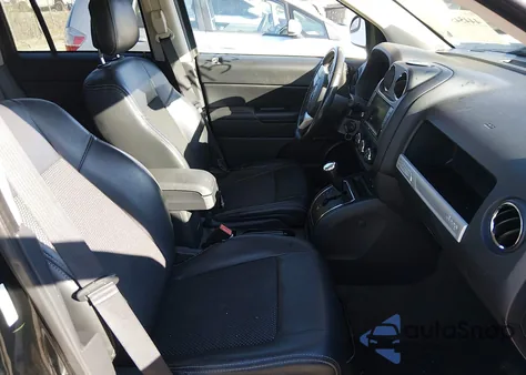 2017 Jeep Compass Sport Se Fwd z USA, uszkodzony, nr VIN 1C4NJCBAXHD102775